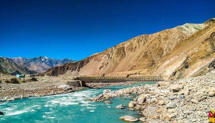 Les montagnes et Vallée à Ladakh