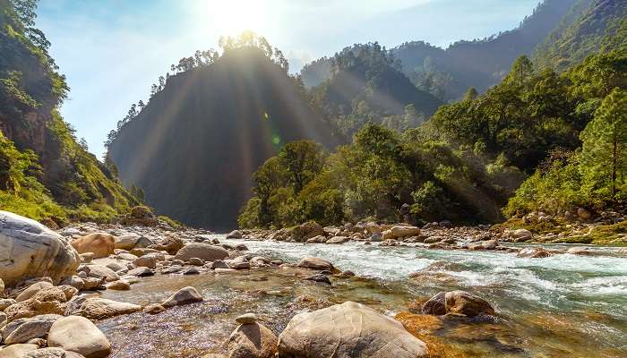 La belle vue de Munsiyari, c'est l'un des meilleur lieux à visiter en Uttarakhand 