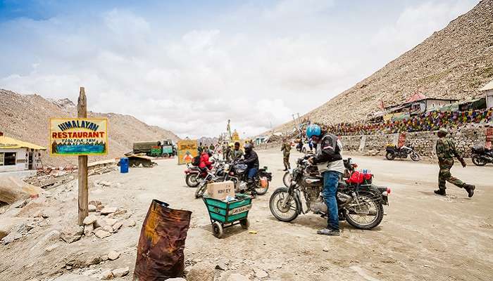 Permits required for Manali to Leh road trip