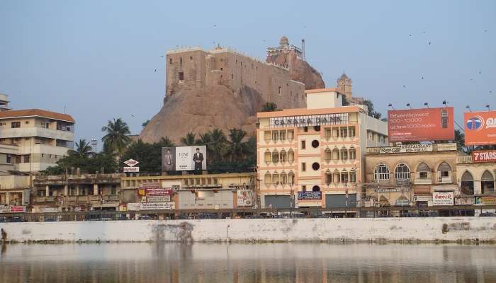Rockfort Temple is one of the blissful places to visit in Srirangam, built on an ancient rock. 