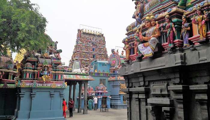 Vedapureeswarar Temple is an ancient spiritual delight dedicated to Lord Shiva