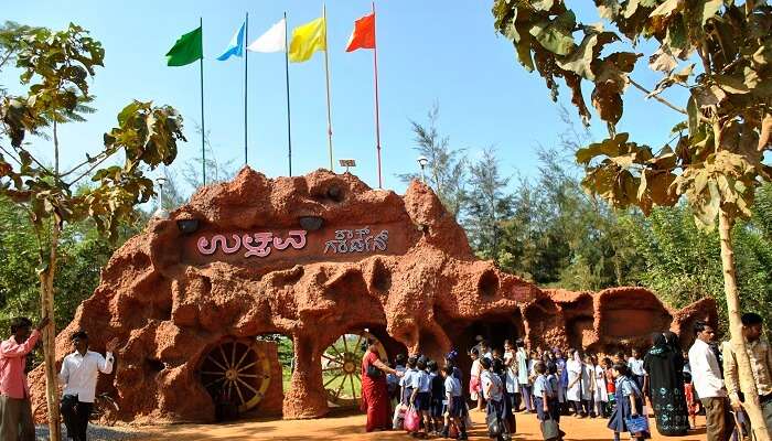 Utsav Rock Garden is one of the amazing places with indoor and outdoor activities