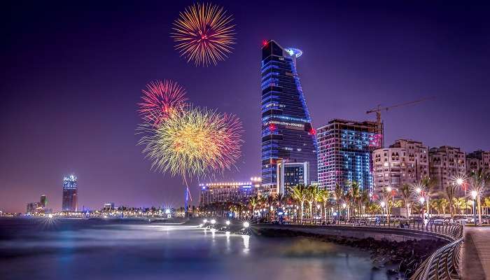 Jeddah is a gateway to Saudi Arabia where you can witness the fusion of tradition and modernity