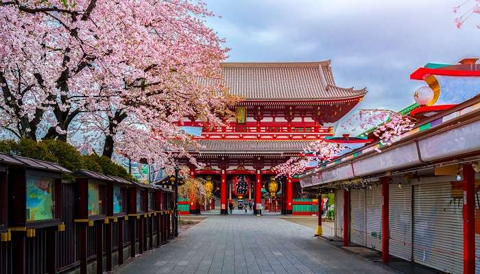 Le Belle temple en Asakusa, Japon, 