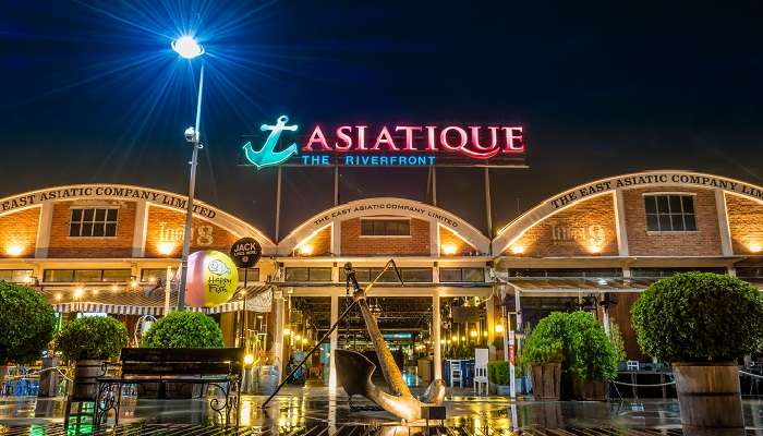 Asiatique, c'est l'une des meilleurs endroits à visiter à Bangkok