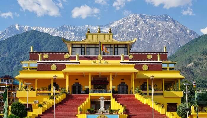 Explorez le monastère de Dharamshala, Himachal Pradesh, c'est l'un des meilleur lieux à visiter près de Chandigarh