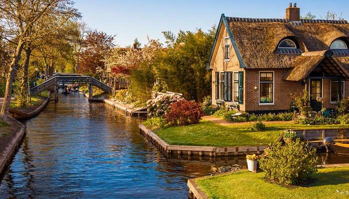 visiter Giethoorn, l'une des meilleurs endroits à visiter aux Pays-Bas 