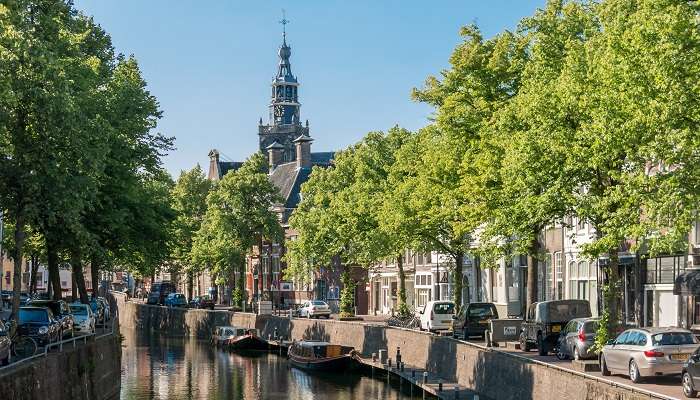 Admirez la magnifique vue sur Gouda, c'est l'un des meilleurs endroits à visiter aux Pays-Bas