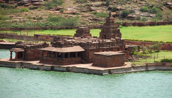 Badami, Aihole et Pattadakal, c'est l'une des meilleurs endroits à visiter à Karnataka