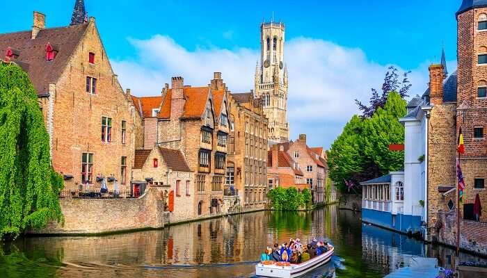 Belle vue sur le canal de Bruges