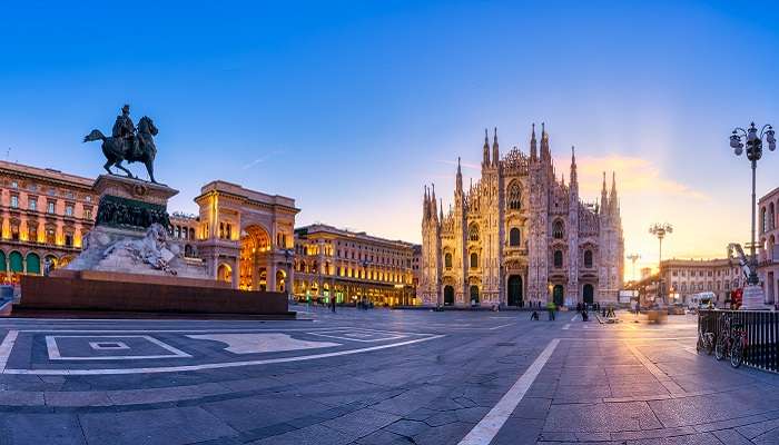 Une vue fascinante sur le Duomo di Milano, l'un des meilleurs endroits à visiter à Milan en 1 journée