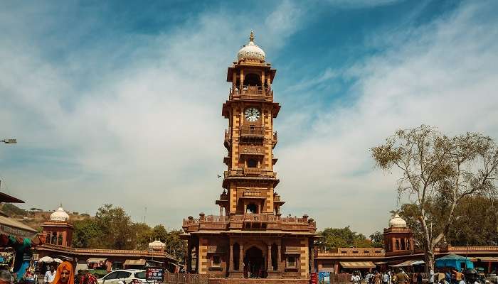 Enjoy shopping nearby Ghanta Ghar which is one of the Jodhpur places to visit in one day
