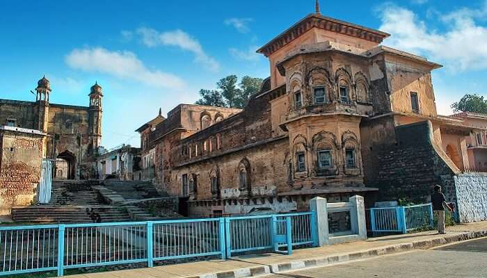 Gauhar Mahal, the historical site of Bhopal, is one of the most visited historical places in Bhopal.