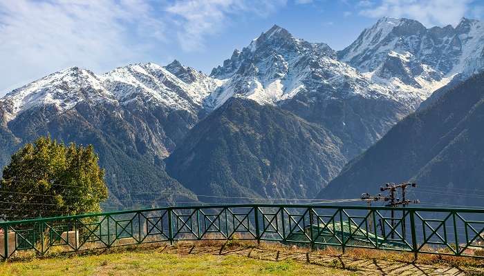 Explorez la montagne magnifiques de Kinnaur, c'est l'une des meilleur lieux à visiter à l'Himachal Pradesh