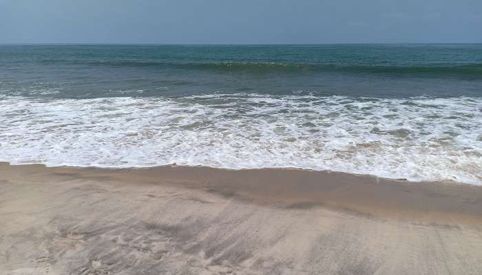 La vue magnifique de la plage en Mangalore, c'est l'une des meilleur  meilleurs endroits à visiter à Karnataka