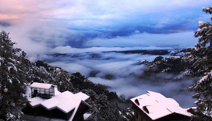 la vue magnifiques de Theog, c'est l'une des meilleur lieux à visiter à l'Himachal Pradesh