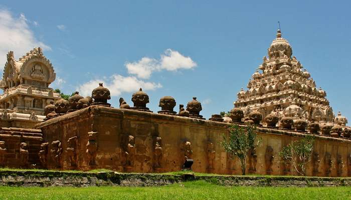 तमिलनाडु में सर्वश्रेष्ठ पर्यटन स्थल में से एक कांचीपुरम है