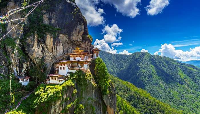 सस्ते अंतरराष्ट्रीय गंतव्यों में भूटान सर्वश्रेष्ठ में से एक है