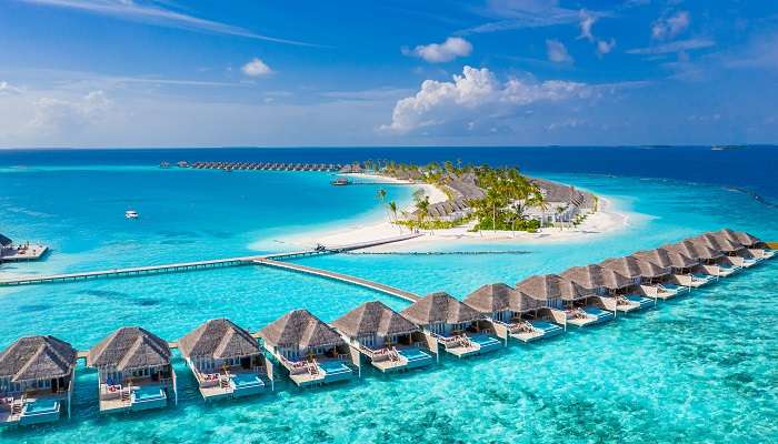 मालदीव जनवरी में घूमने के लिए सबसे अच्छी जगहें में से एक है