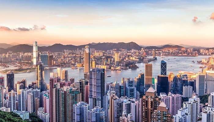भारत से सस्ते अंतरराष्ट्रीय गंतव्यों के बारे में सोचते समय हांगकांग सबसे अच्छी जगहों में से एक है