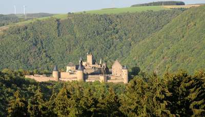 Explorez la Château de Bourscheid en Luxembourg