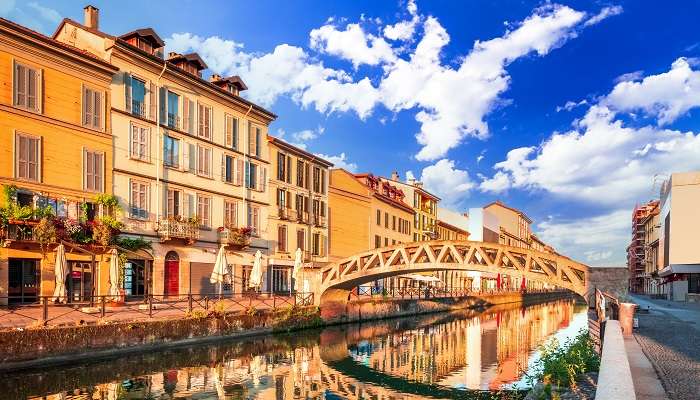Milan, Italie ponts sur le canal Naviglio Grande