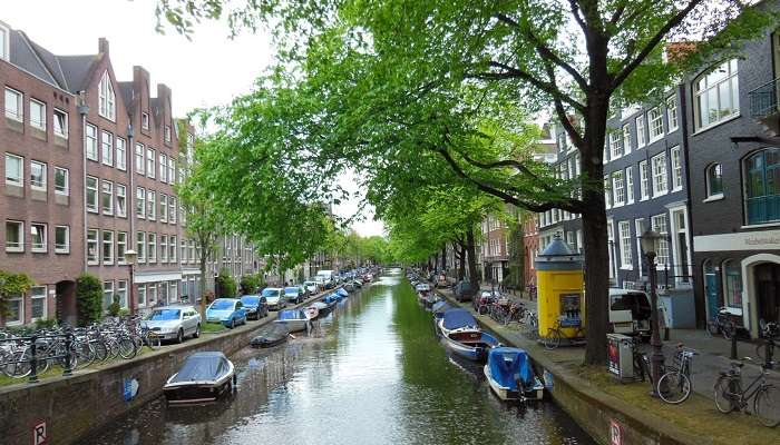 De Negen Straatjes, c'est l'une des meilleur lieux à visiter à Amsterdam