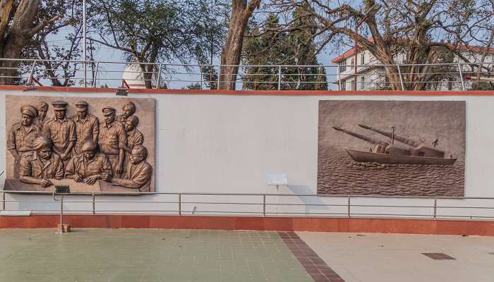 Explorez la Guwahati war memorial, c'est l'une des meilleur lieux à visiter à Guwahati