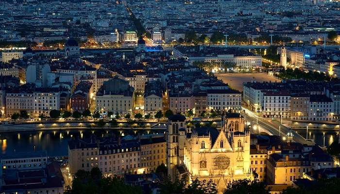 Admirer la vue incroyable de Lyon 