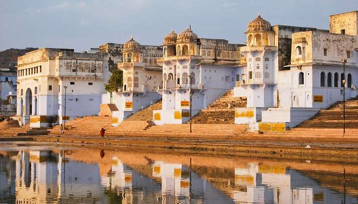 Explorez Pushkar, c'est l'une des meilleur lieux à visiter en Inde