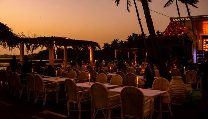 Le restaurant de Thalassa, c'est l'une des meilleur  endroits à visiter à Goa