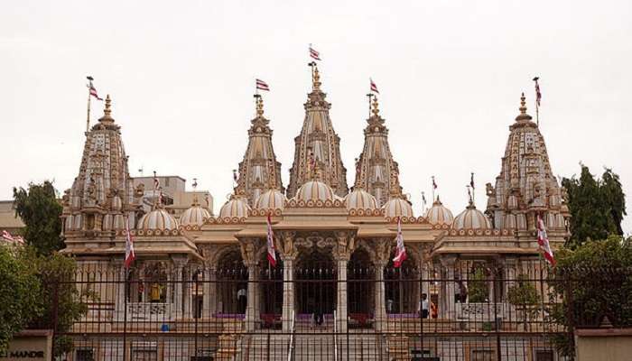 Shri Swami Narayan Mandir, c'est l'une des meilleur lieux à visiter à Gujarat