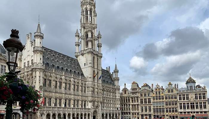 Town Hall de Bruxelles, c'est l'une des meilleur  lieux à visiter à Bruxelles