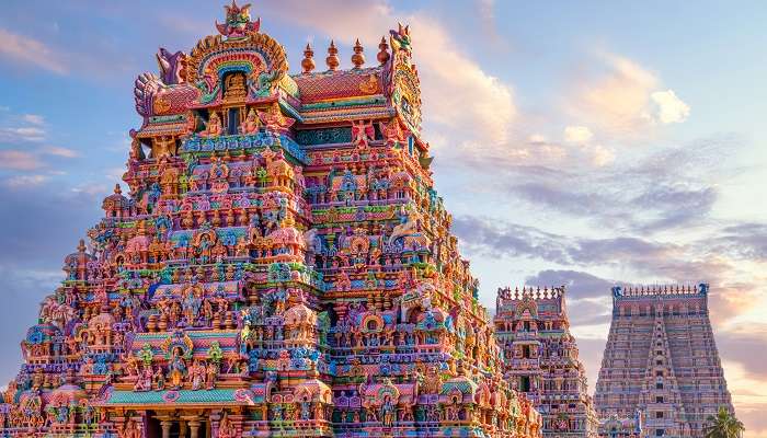 La vue magnifiques de Temple  à Trichy, c'est l'une des meilleur  endroits touristiques à Tamil Nadu