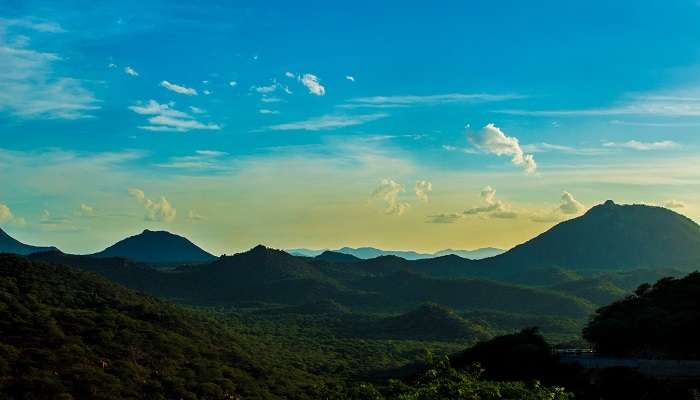 La stations de montagne à Yelagiri, c'est l'une des meilleur endroits touristiques à Tamil Nadu 