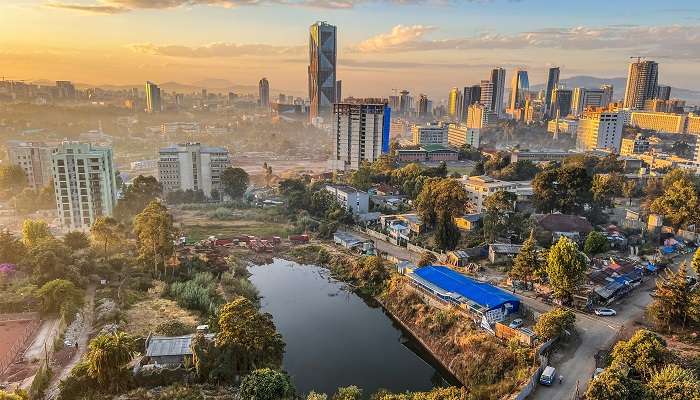 Vue aérienne de la ville d'Addis-Abeba, la capitale de l'Éthiopie,
