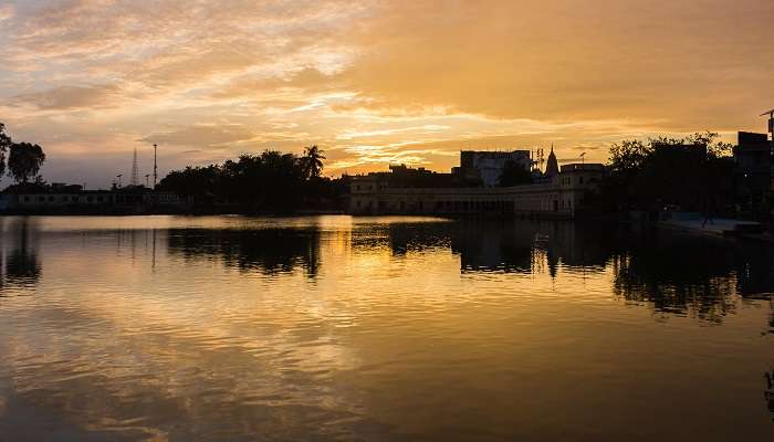 La vue magnifique de la lac de Ganga Sagar, c'est l'une des meilleur  escapades de week-end au départ de Kolkata