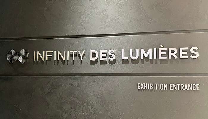 Infinity des Lumières, one of the best museums in Dubai showcases exclusive artwork