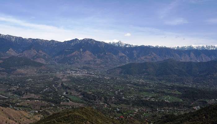 Jogindernagar, Himachal Pradesh, c'est l'une des meilleures stations de montagne en Inde