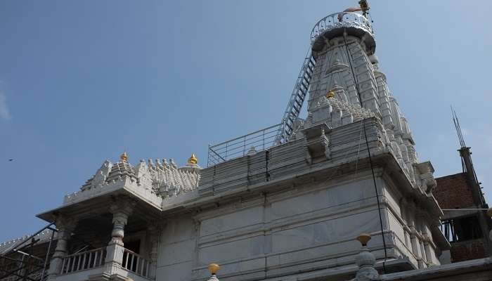 Temple d'Adeeswar. C'est l'une des temples célèbres à Chennai
