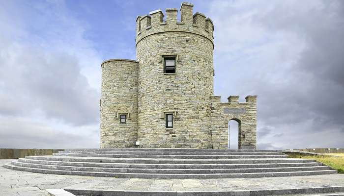 A spectacular view of O’Brien’s Tower, a wonderful destination in Ireland