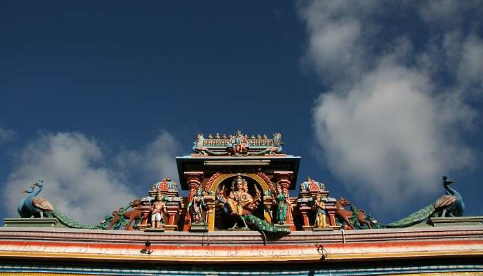 कपालेश्र्वर चेन्नई के प्रसिद्ध मंदिर में से एक है