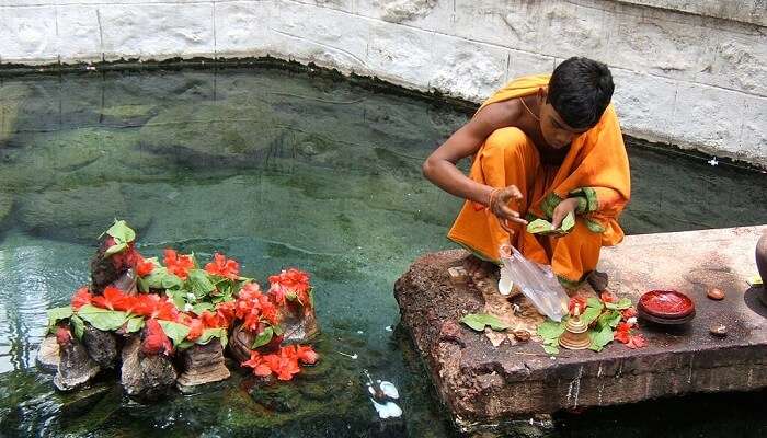 तप्तपानी अपने गर्म पानी के झरने के लिए ओडिशा में प्रसिद्ध है