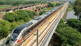india tourist train
