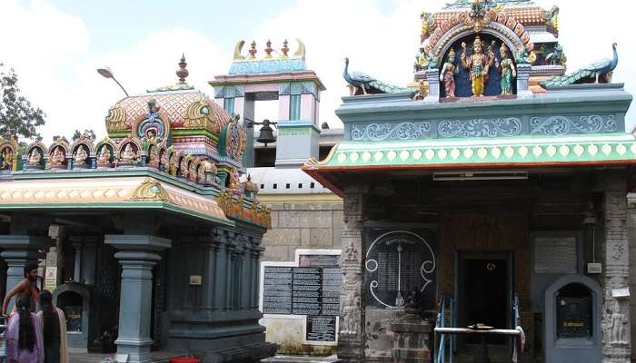 चेन्नई के सबसे प्रतिष्ठित मंदिरों में से एक, मारुंधेश्वर मंदिर है