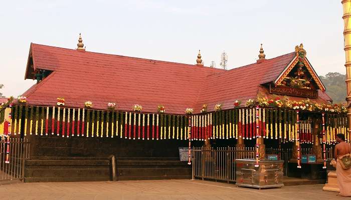 महालिंगपुरम मंदिर चेन्नई के प्रसिद्ध मंदिर है