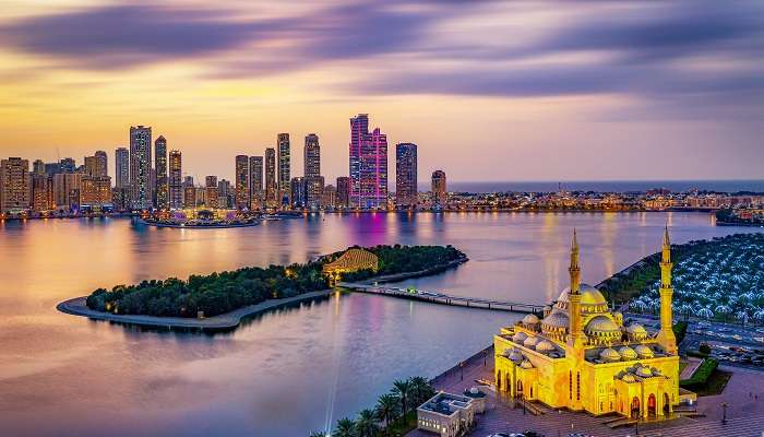 Al Majaz Waterfront is one of the best tourist attractions in Sharjah