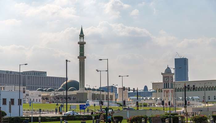 The view of one of the famous places to visit in Qatar, Al Shouyoukh Mosque, nestled in the capital of Qatar. 