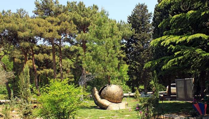 Central Botanical Garden in Baku is surrounded by greenery and sculptures