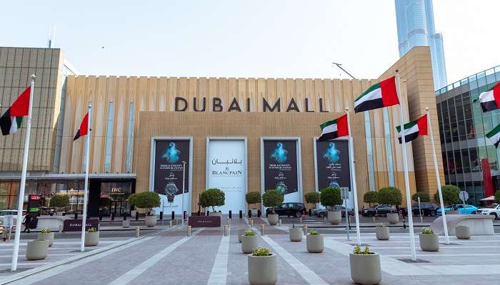 The entrance of the Dubai Mall, one of the famous Souk Deira Dubai.